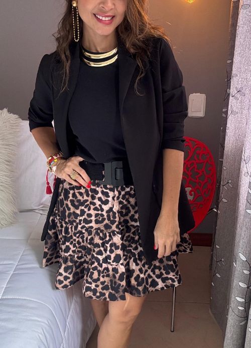 Short skirt light fabric bolero animal print